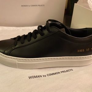 Common Projects: Original Achilles Low Sneaker 37